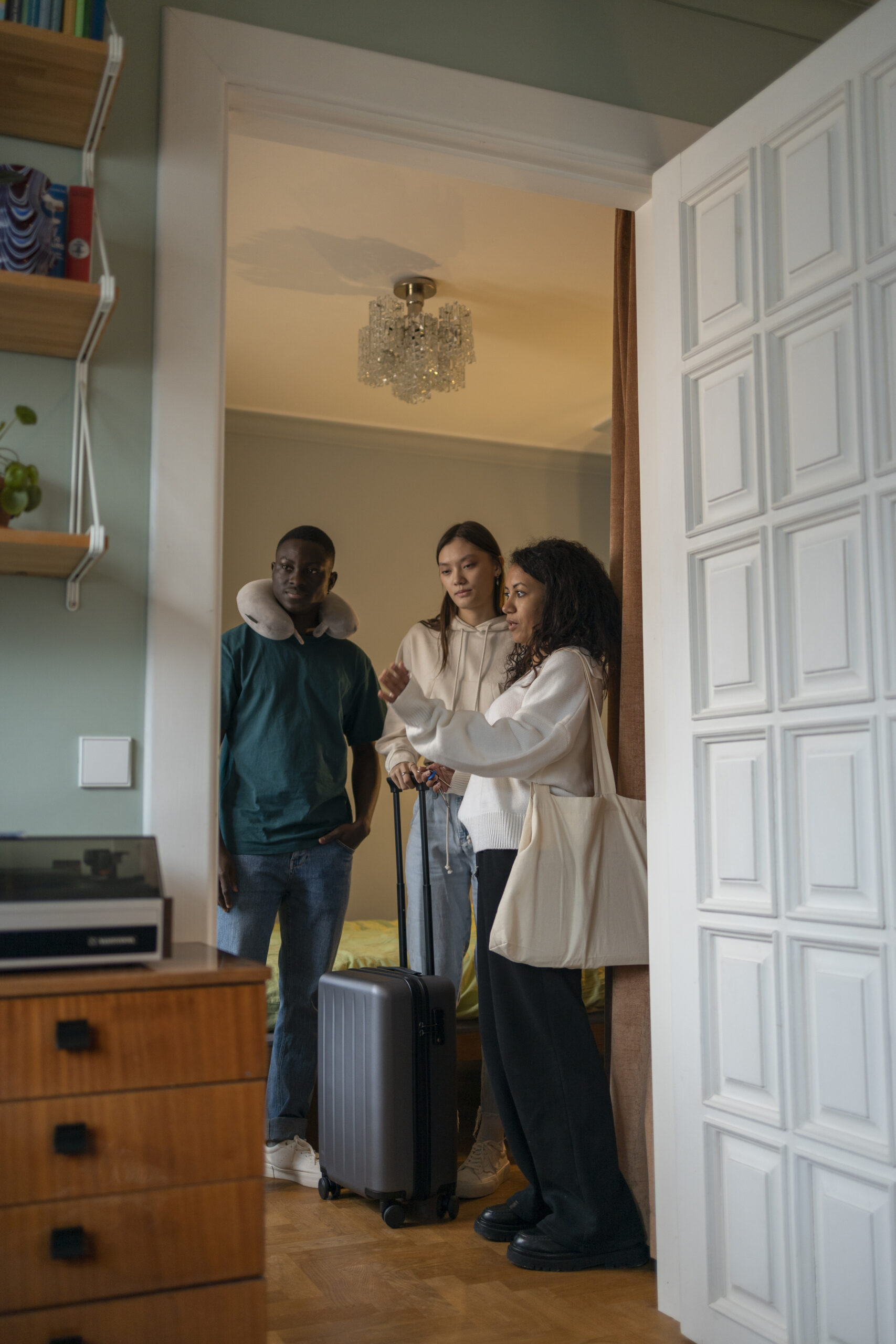 airbnb-host-welcoming-guests